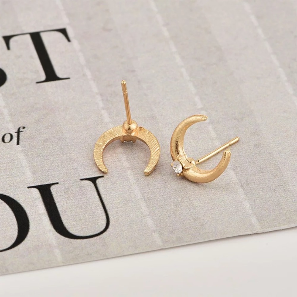 🔴5/$15🔴CLEARANCE Gold Horn Crystal Earrings NEW - Picture 4 of 7